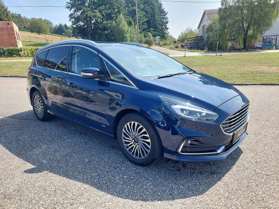 Ford S-MAX Gebrauchtwagen