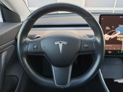 Tesla Model 3 Gebrauchtwagen