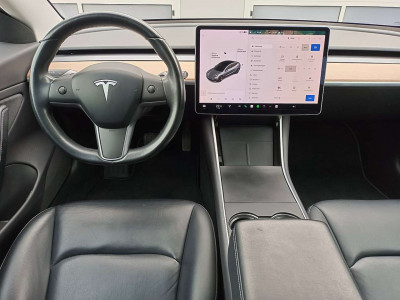 Tesla Model 3 Gebrauchtwagen