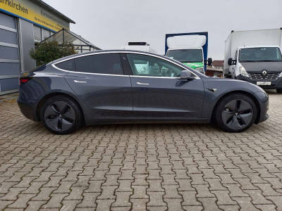 Tesla Model 3 Gebrauchtwagen