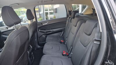 Ford S-MAX Gebrauchtwagen