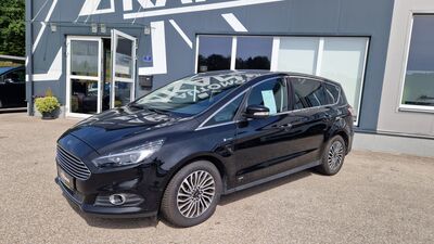 Ford S-MAX Gebrauchtwagen