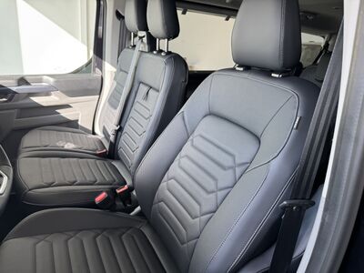 Ford Tourneo Custom Neuwagen