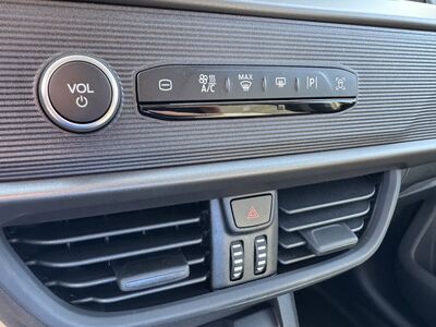 Ford Transit Courier Tageszulassung