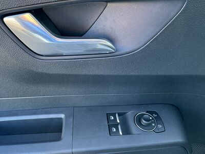 Ford Transit Courier Tageszulassung