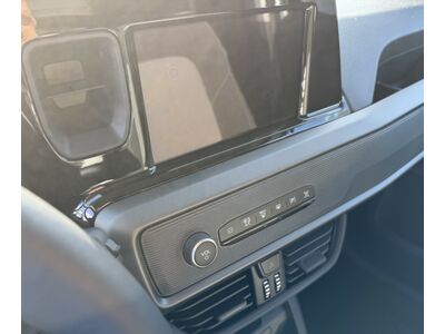 Ford Transit Courier Tageszulassung