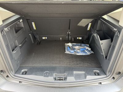 Ford Tourneo Courier Vorführwagen