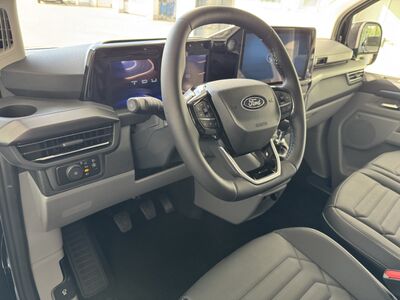 Ford Tourneo Custom Neuwagen