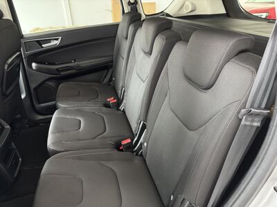 Ford S-MAX Gebrauchtwagen