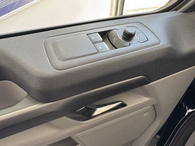 Ford Tourneo Custom Neuwagen