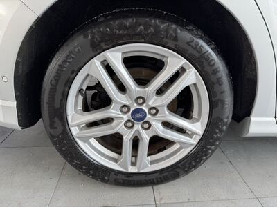 Ford S-MAX Gebrauchtwagen