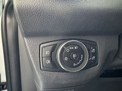 Ford Transit Courier Gebrauchtwagen Ford Transit Courier Gebrauchtwagen