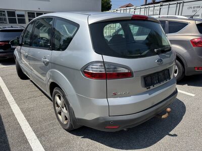 Ford S-MAX Gebrauchtwagen