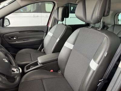 Renault Scénic Gebrauchtwagen Renault Scénic Gebrauchtwagen