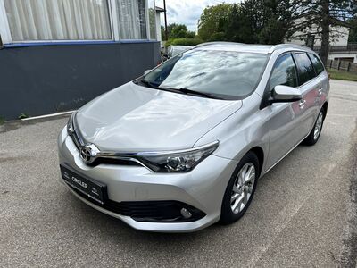 Toyota Auris Gebrauchtwagen