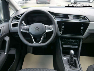 VW Touran Tageszulassung