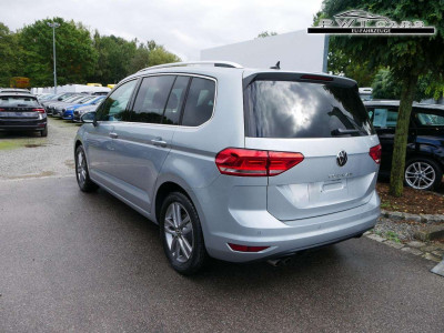 VW Touran Tageszulassung