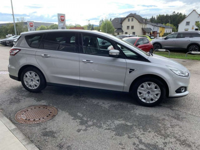 Ford S-MAX Gebrauchtwagen