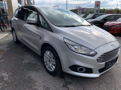 Ford S-MAX Gebrauchtwagen