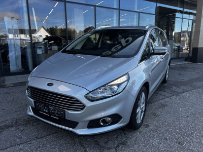 Ford S-MAX Gebrauchtwagen