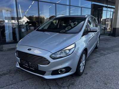 Ford S-MAX Gebrauchtwagen