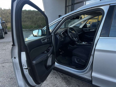 Ford S-MAX Gebrauchtwagen