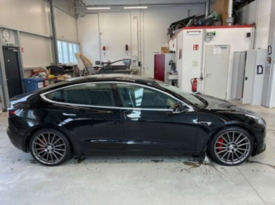 Tesla Model 3 Gebrauchtwagen