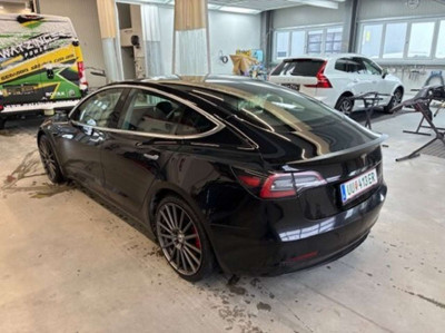 Tesla Model 3 Gebrauchtwagen