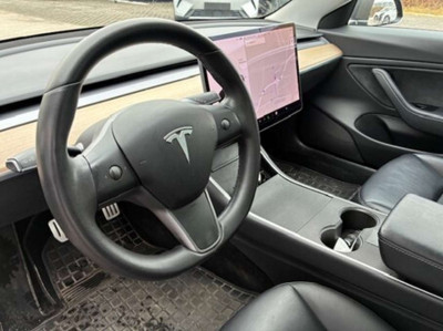 Tesla Model 3 Gebrauchtwagen