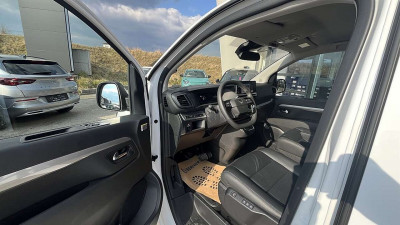 Peugeot Traveller Tageszulassung
