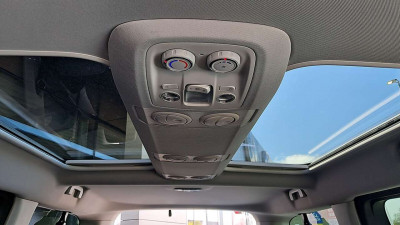 Peugeot Traveller Tageszulassung
