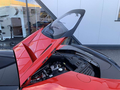 Ferrari SF90 Gebrauchtwagen Ferrari SF90 Gebrauchtwagen
