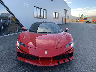 Ferrari SF90 Gebrauchtwagen Ferrari SF90 Gebrauchtwagen