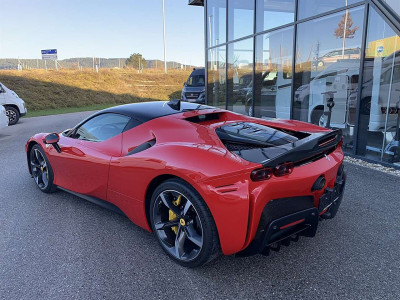 Ferrari SF90 Gebrauchtwagen Ferrari SF90 Gebrauchtwagen
