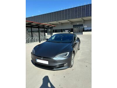 Tesla Model S Gebrauchtwagen