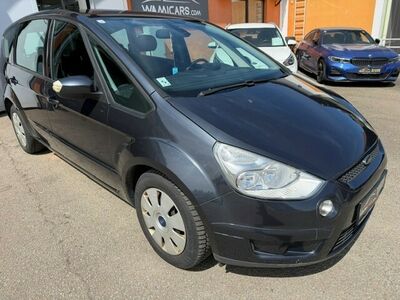 Ford S-MAX Gebrauchtwagen