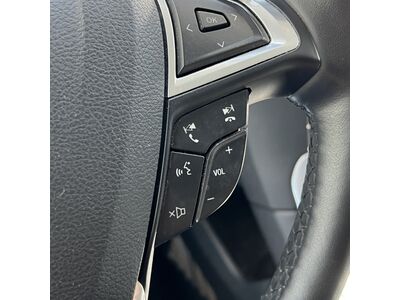 Ford S-MAX Gebrauchtwagen