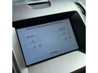 Ford S-MAX Gebrauchtwagen