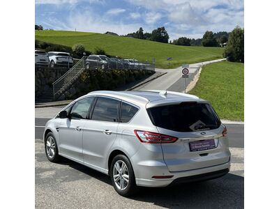 Ford S-MAX Gebrauchtwagen