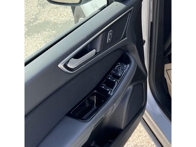 Ford S-MAX Gebrauchtwagen