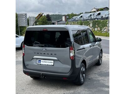 Ford Tourneo Courier Neuwagen