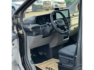 Ford Tourneo Custom Neuwagen
