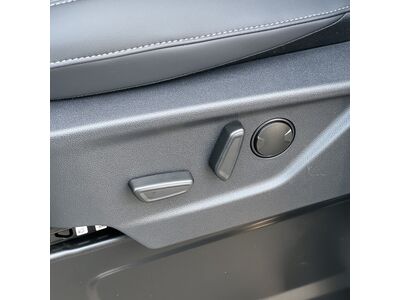 Ford Tourneo Custom Neuwagen