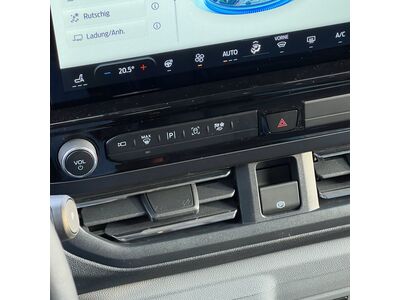 Ford Tourneo Custom Neuwagen