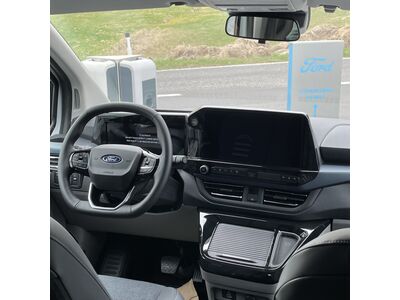 Ford Tourneo Custom Neuwagen
