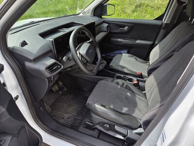 Ford Transit Courier Vorführwagen