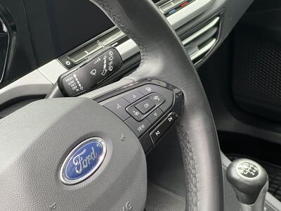 Ford Tourneo Connect Gebrauchtwagen