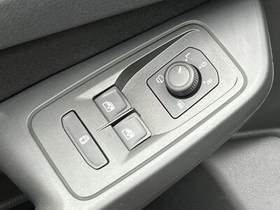 Ford Tourneo Connect Gebrauchtwagen