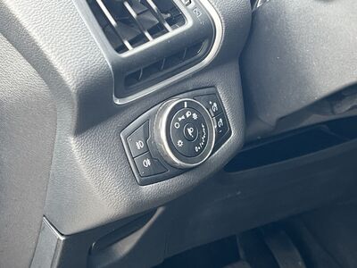 Ford B-MAX Gebrauchtwagen
