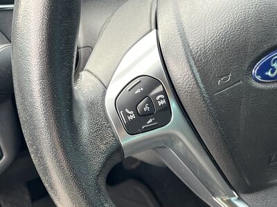 Ford B-MAX Gebrauchtwagen